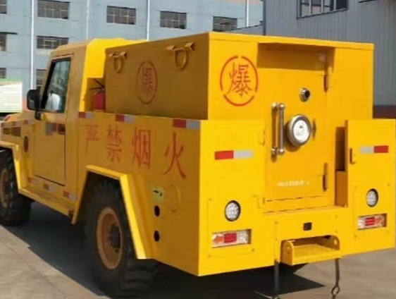 南平凯龙爆破器材运输车：保障爆破任务的安全运行